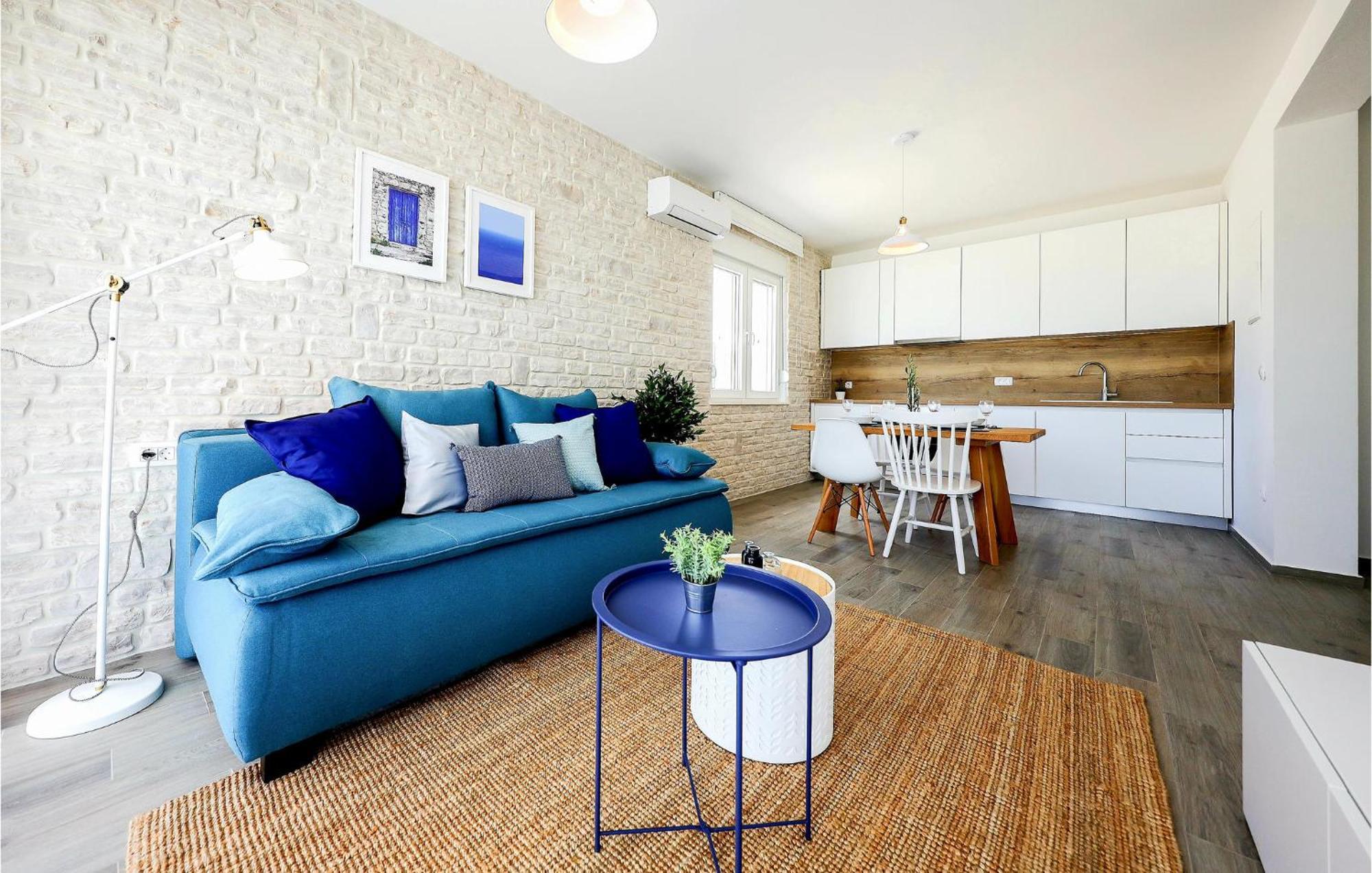 Stunning Home In Vrsi With Kitchen Esterno foto